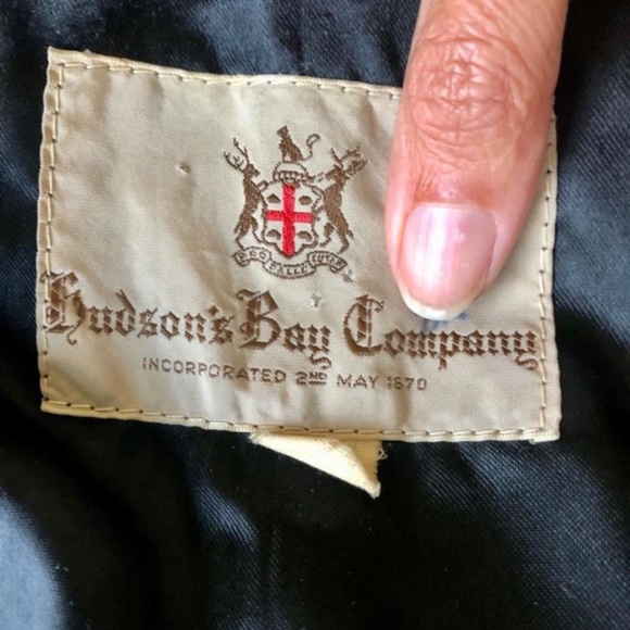 Vintage Hudson’s Bay navy blue soft leather coat - Picture 5 of 5